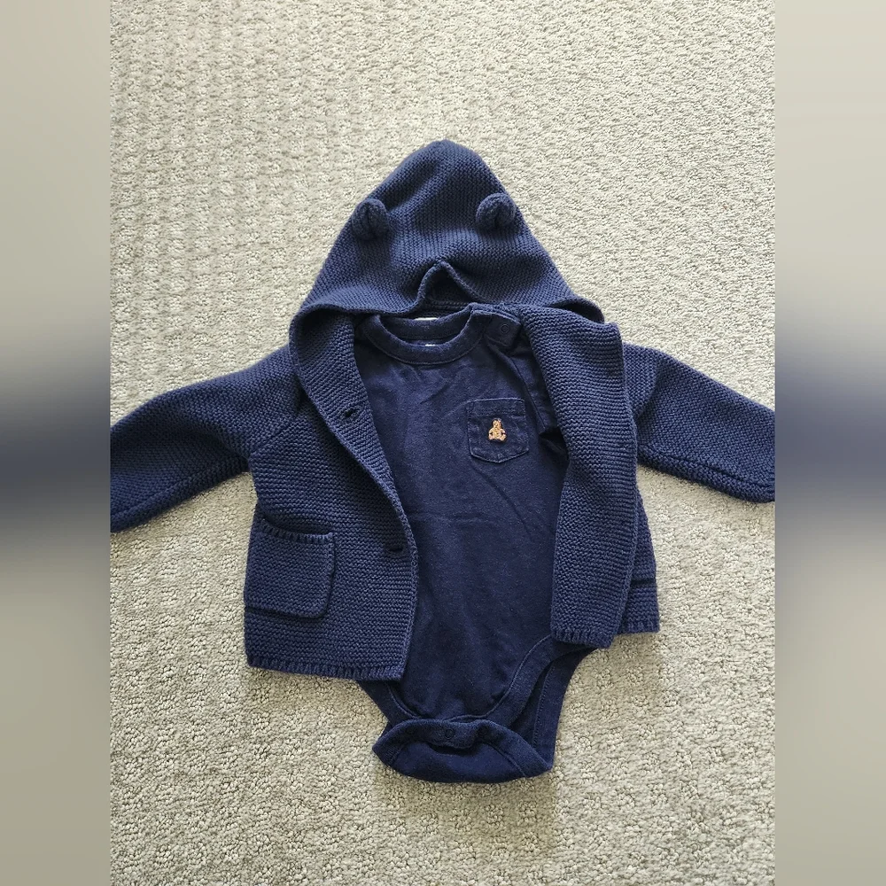Gap 100% Cotton Blue Baby Girl Baby Boy‎ Bundle Set size 3-6 months